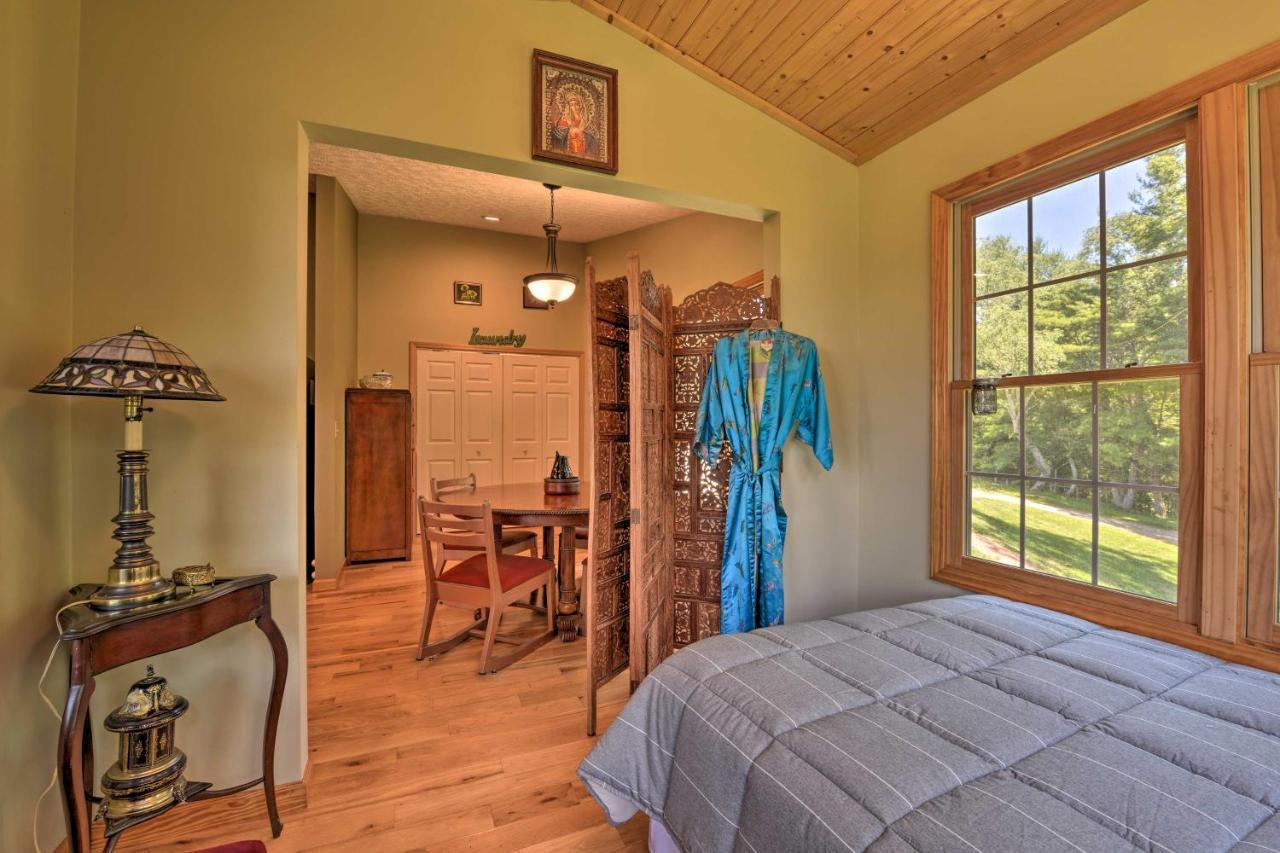 Villa Charming Galax Retreat With Wraparound Deck! Extérieur photo